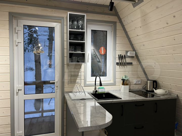 Комната 58 м², 1/2 эт.