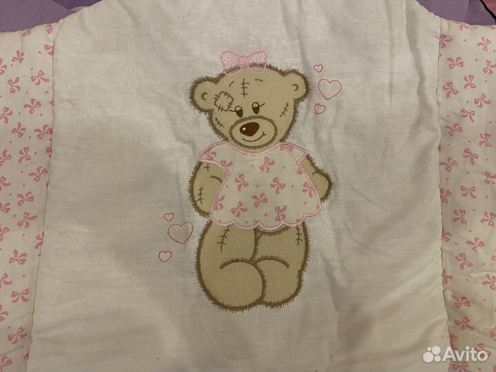 Комплект в кроватку (бортики)