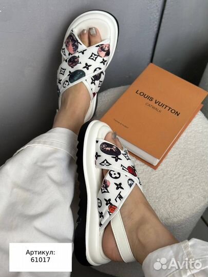 Шлепанцы женские