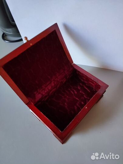 Шкатулка для украшений