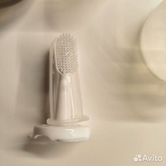 Бутылочка поильник щётка паучи