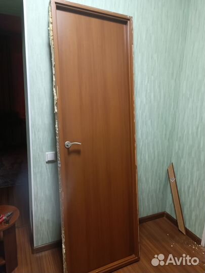 Двери межкомнатные с коробкой 80 бу