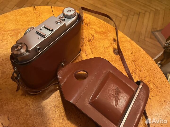 Пленочный фотоаппарат искра