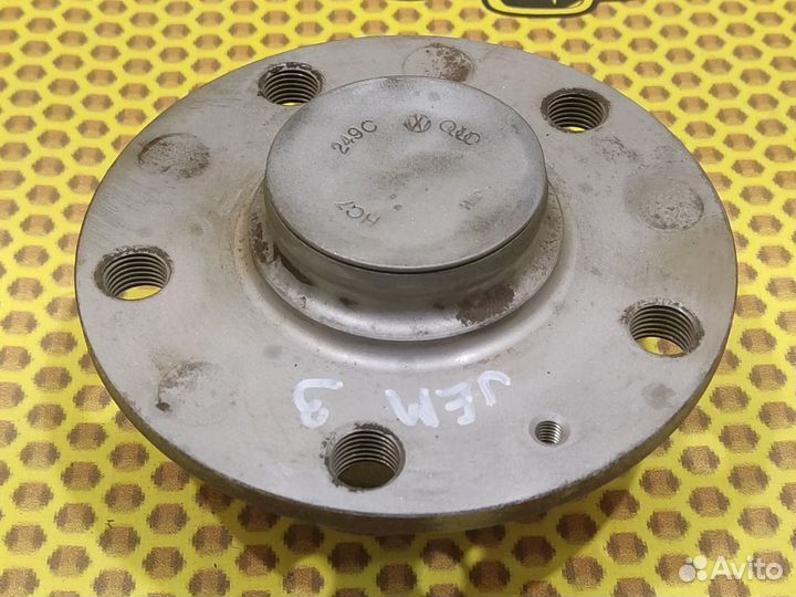 Ступица колеса задняя левая Volkswagen Jetta JEM