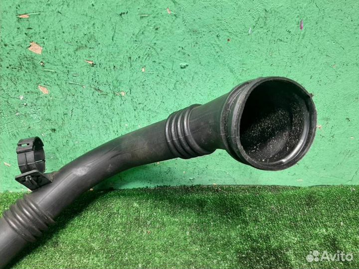 Патрубок интеркулера Opel Zafira C 2014