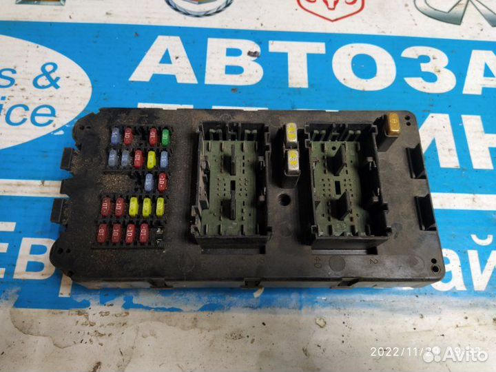 Блок предохранителей Grand Cherokee WK 05-07