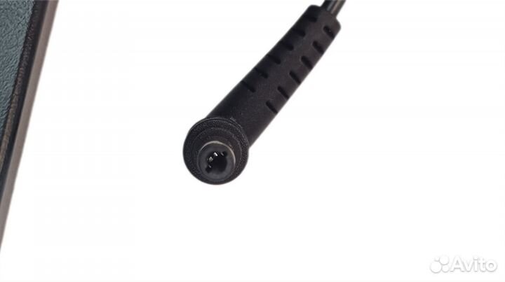 Блок питания 19,5V/2.31A 5,5x2,5 мм. (Б/У)