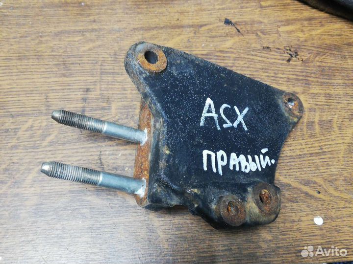 Кронштейн двигателя Митсубиси ACX