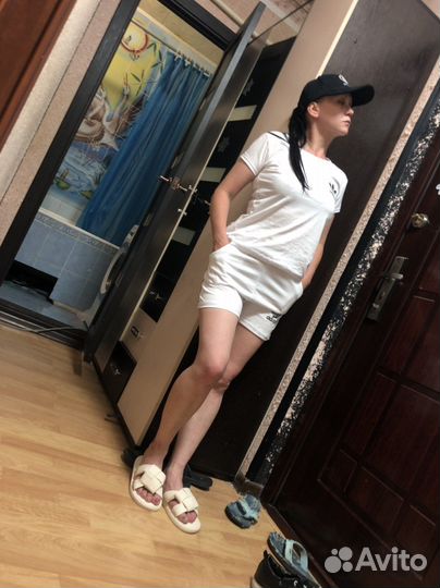 Костюм спортивный