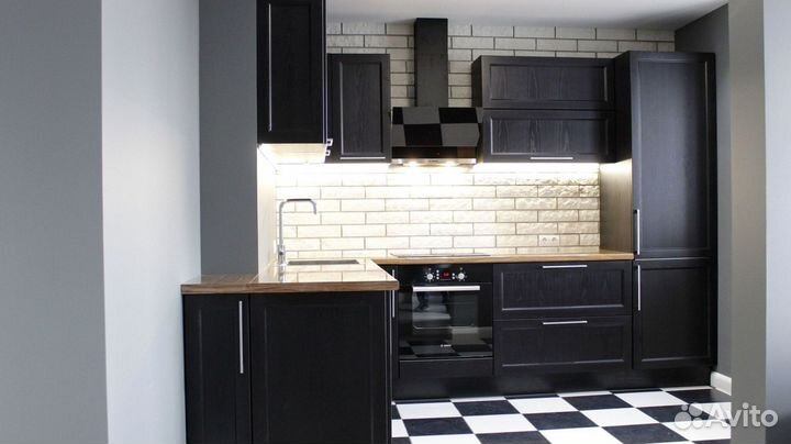 Угловой кухонный гарнитур современный