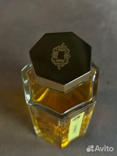 Парфюм Vanilia L'Artisan