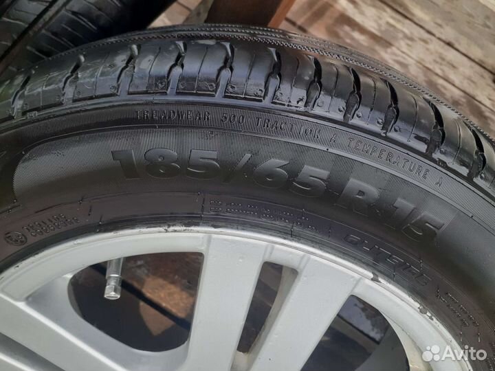 Комплект колес на renault