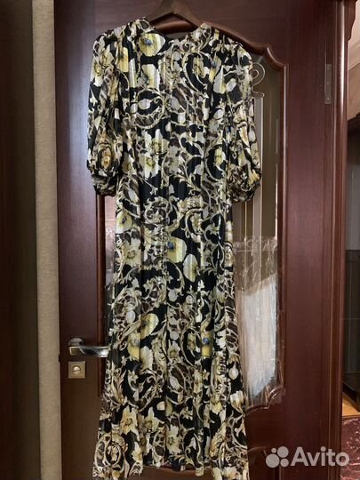 Платье escada новое