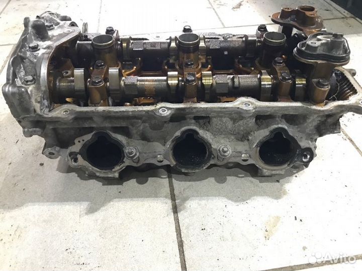Головка блока цилиндров правая Nissan Teana J32