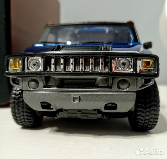 Модель автомобиля Hummer H2 maisto 1/27