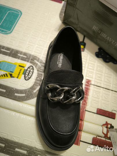 Лоферы женские 35 размер