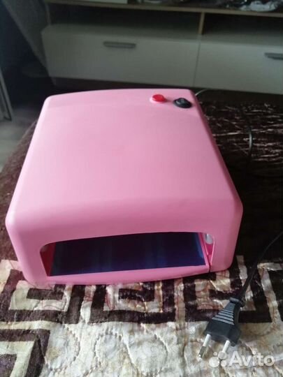 Уф лампа для ногтей