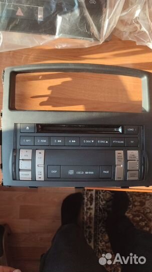 Магнитола с сидиченжером на 6 дисков