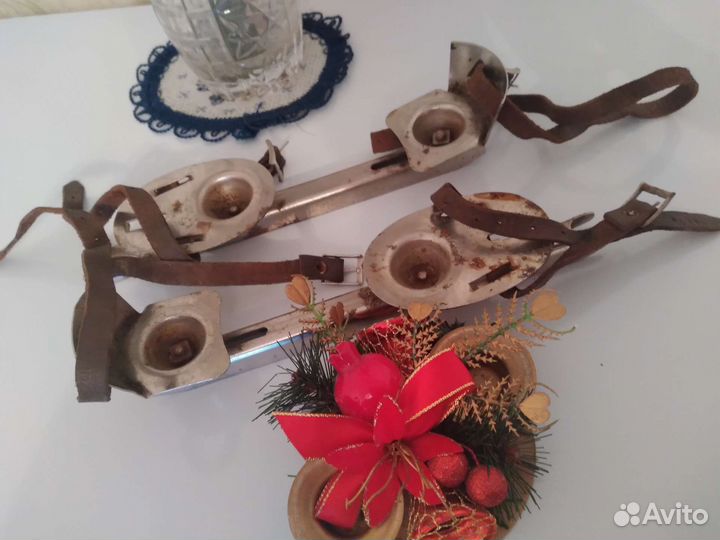 Коньки фигурные