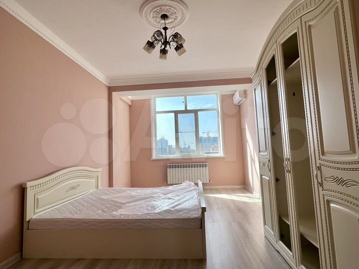 2-к. квартира, 73 м², 9/14 эт.