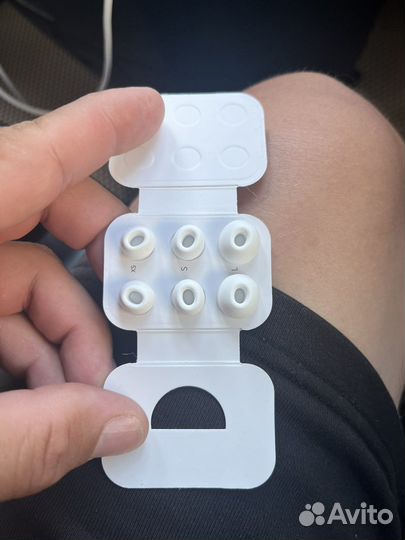 Apple airpods