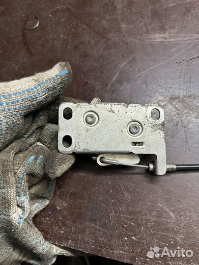 Замок бардачка Volvo FM 20467159