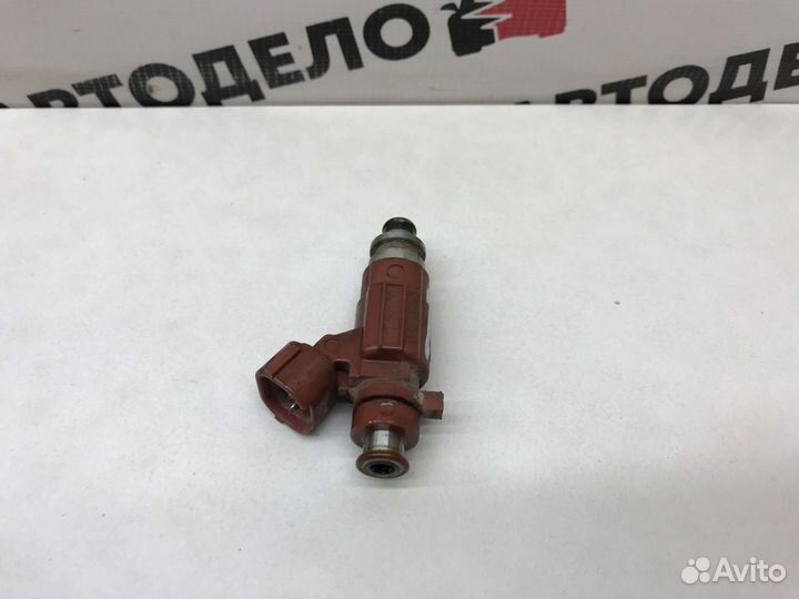 Форсунка бензиновая Nissan Sunny FB15 2000 г.в