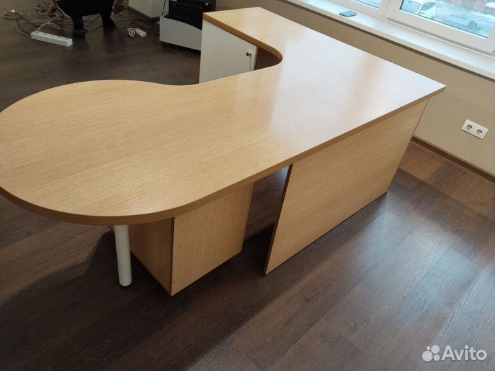 Офисная мебель