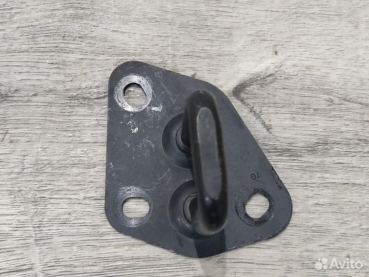 Замок спинки сидений Bravo Браво 2