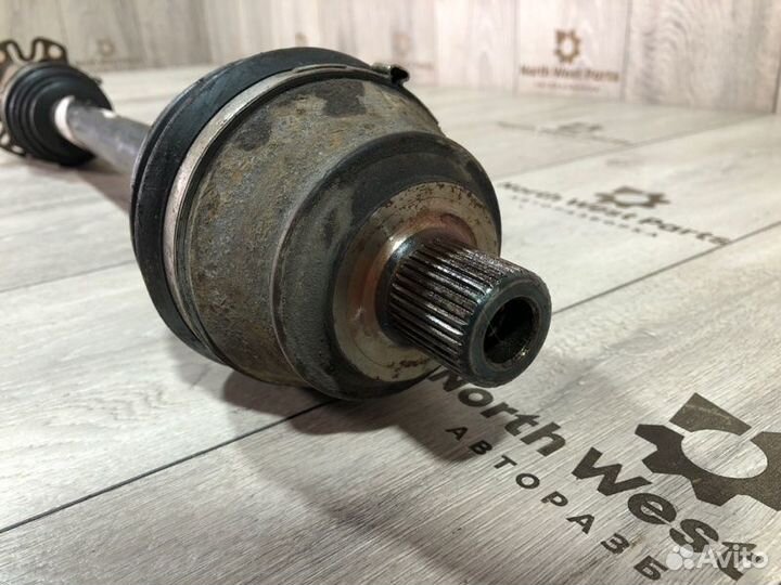 Полуось (привод в сборе) передний правый Audi A6