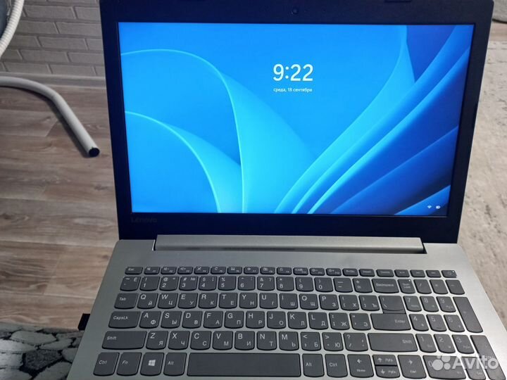 Ноутбук lenovo