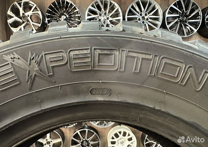 Contyre Expedition 215/65 R16