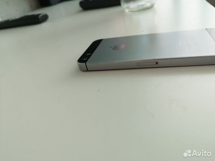 iPhone 5, 16 ГБ
