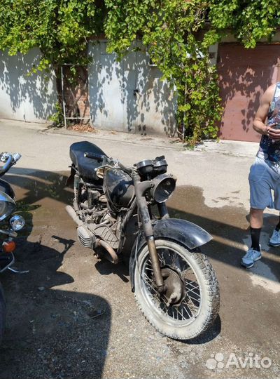 Мотоцикл днепр