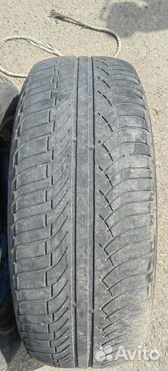 Michelin Latitude Tour 215/65 R16