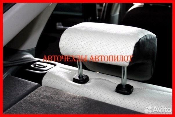 Чехлы Автопилот Ford Focus 2 из экокожи чёрно-белы