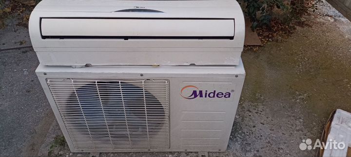 Кондиционер 12 Midea