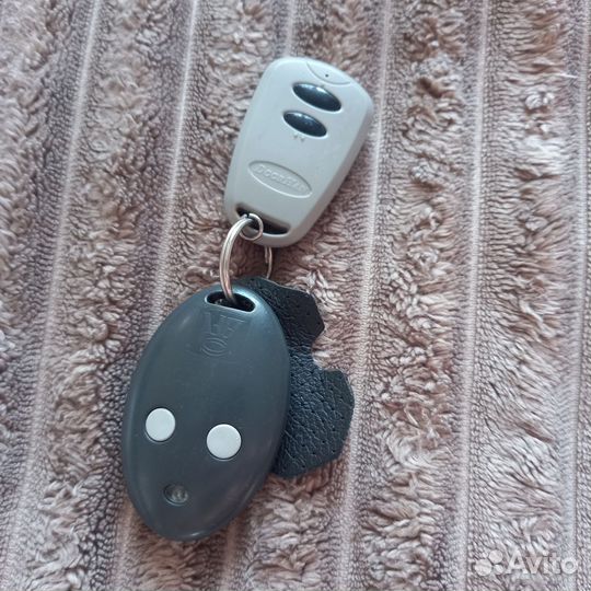 Пульт для ворот шлагбаумов