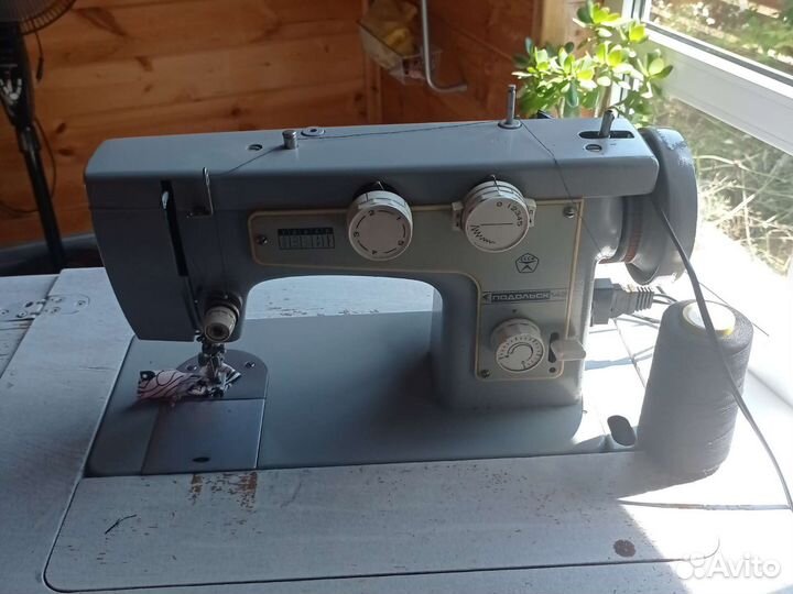 Швейная машинка бу электрическая