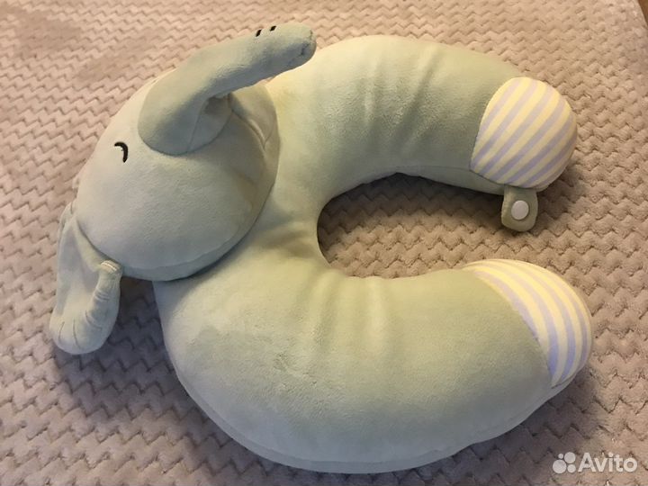 Детская подушка в дорогу