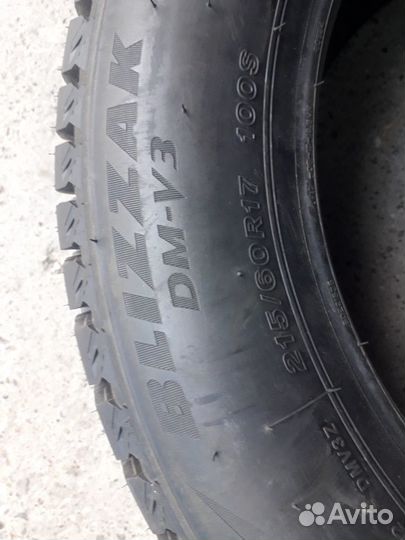 Bridgestone Blizzak DM-V3 215/60 R17