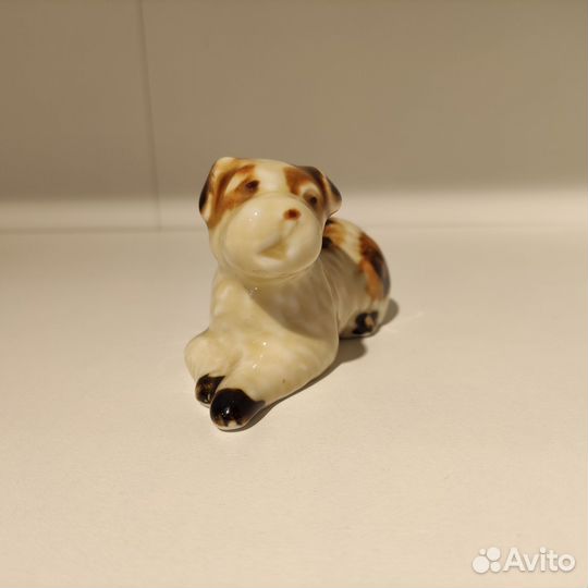 Корейская фарфоровая статуэтка «Щеночек»