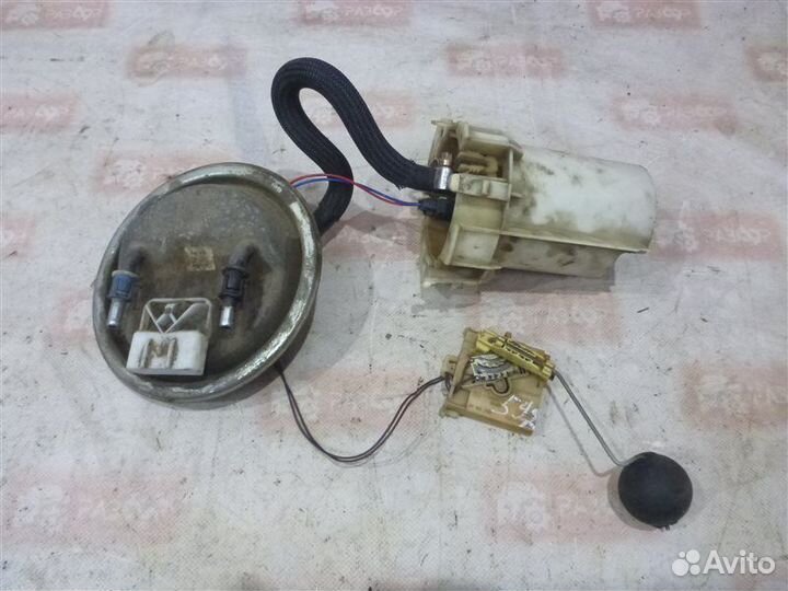 Насос топливный Opel Corsa F68 Z12XE 2003