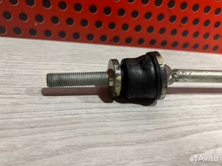 Стойка стабилизатора передняя правая Mercedes-Benz