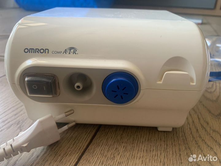 Ингалятор небулайзер omron