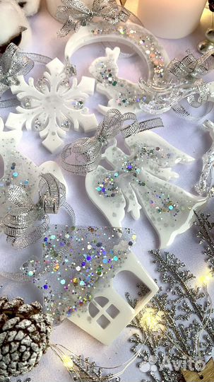 Новогодние ёлочные игрушки подарок