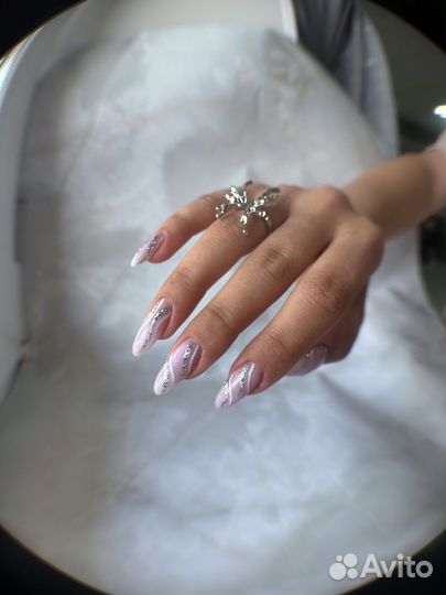 Маникюр/педикюр