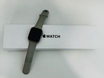 Apple Watch SE 2022 44mm Gold