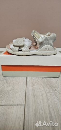Босоножки biomecanics для девочки 27р