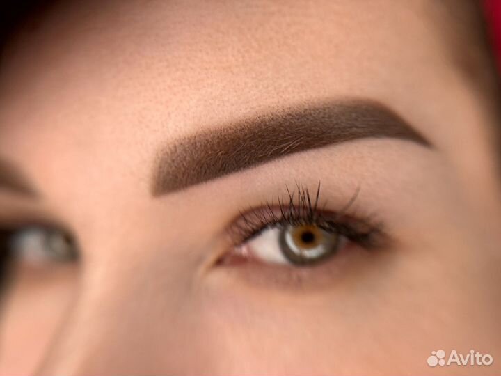 Перманентный макияж губ бровей век